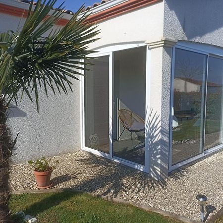 Chambre D'Hotes Les Joncs Brax  Екстериор снимка